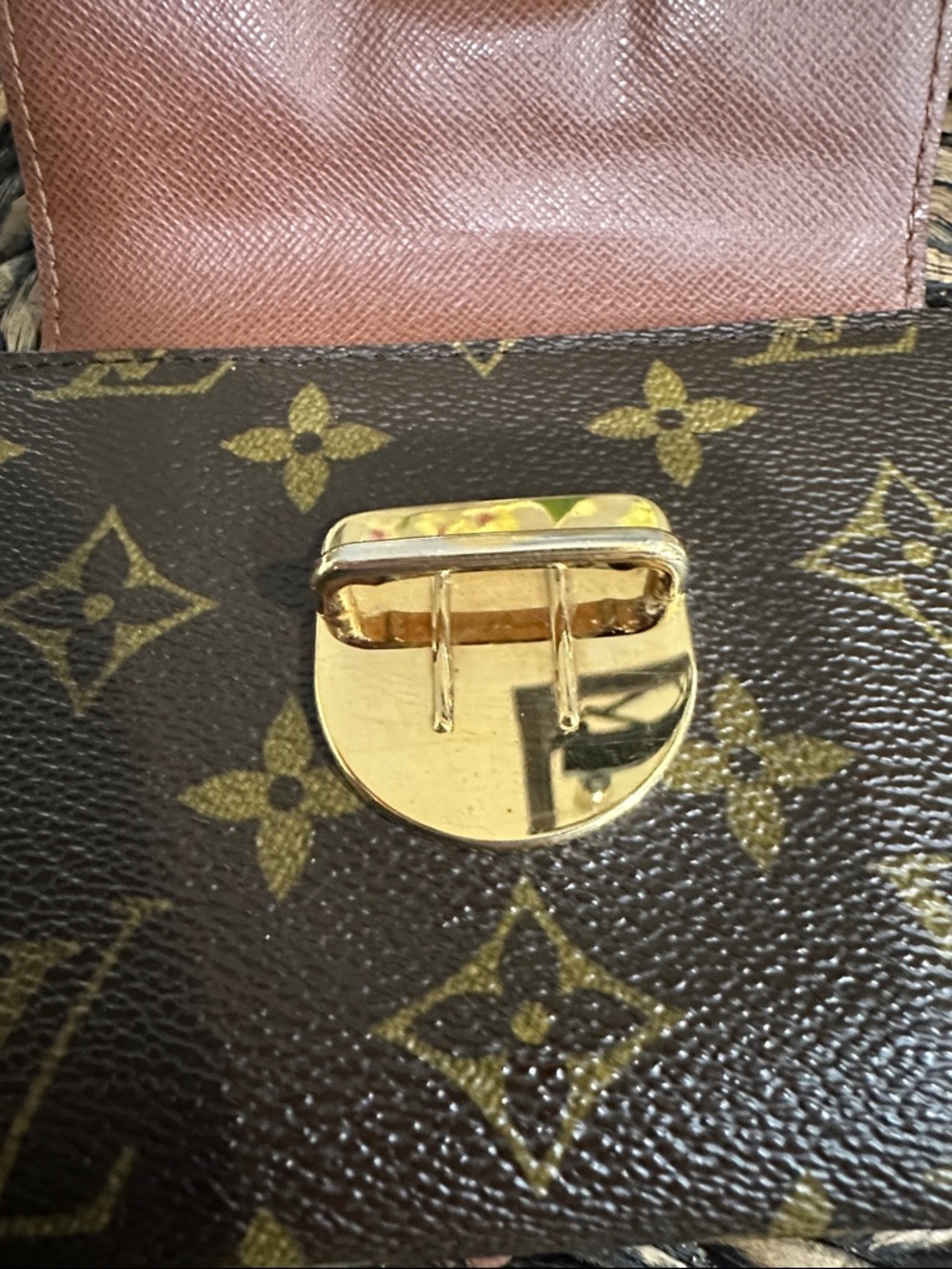 Louis Vuitton Monogram Koala Wallet - Picture 10 of 11